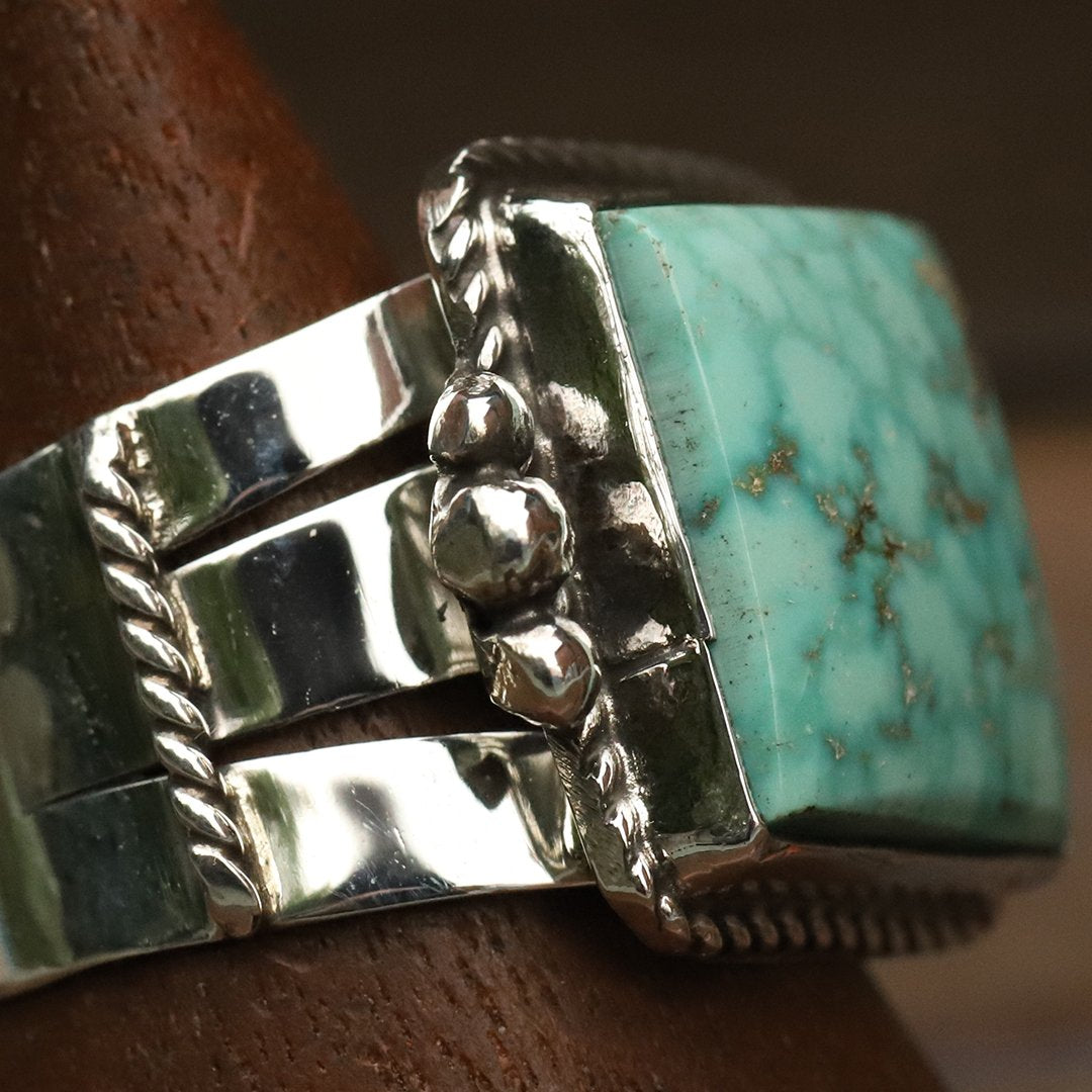 Ring by Pat Platero / 14号